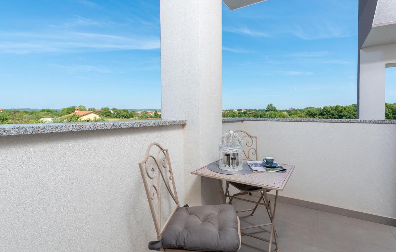 Apartments Amore Фажана Экстерьер фото