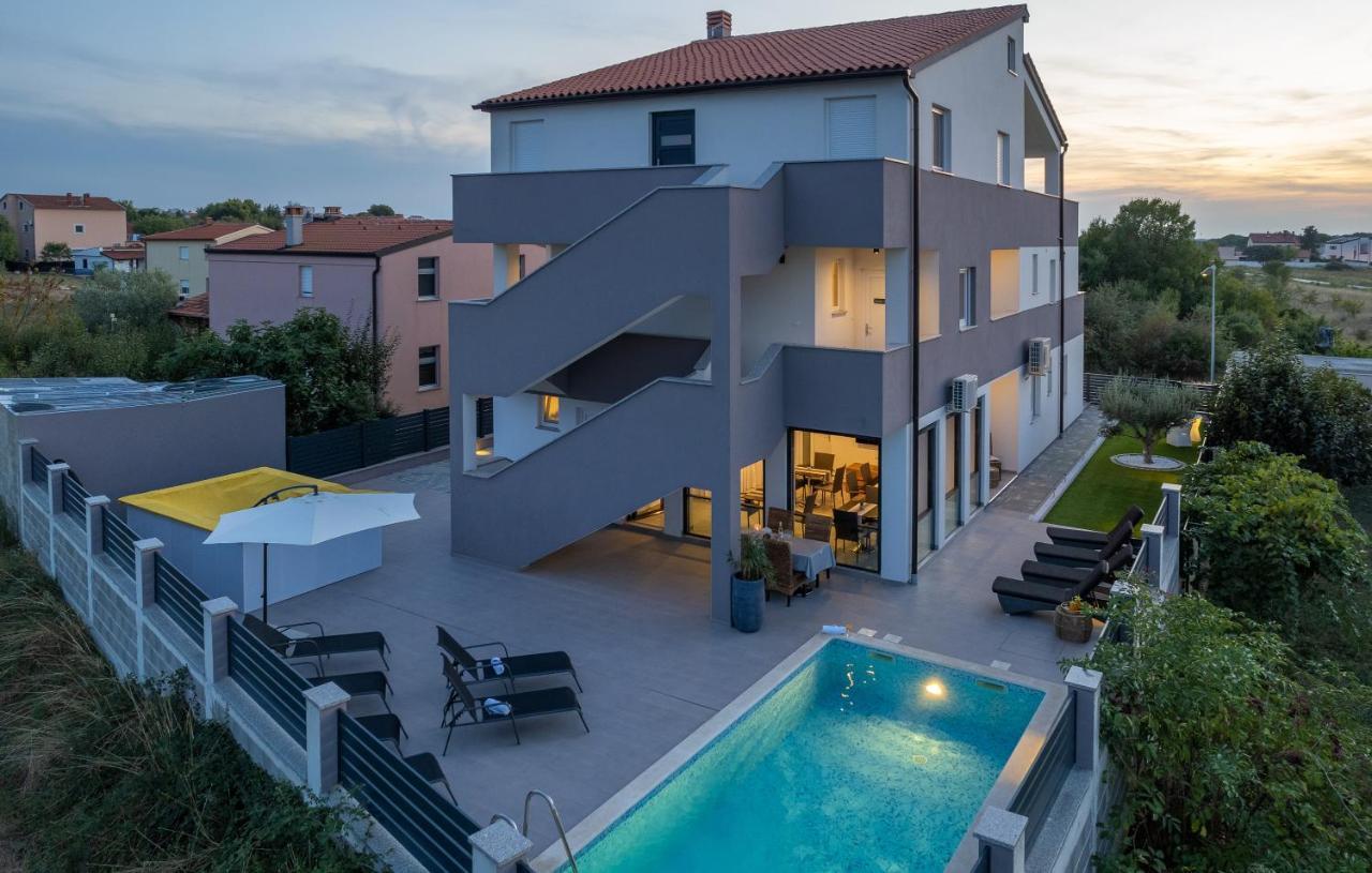 Apartments Amore Фажана Экстерьер фото